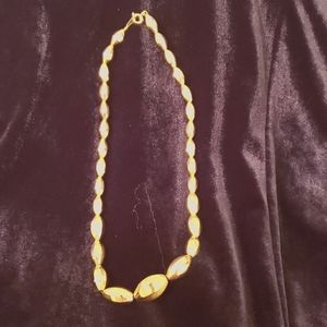 Gold tone bead necklace